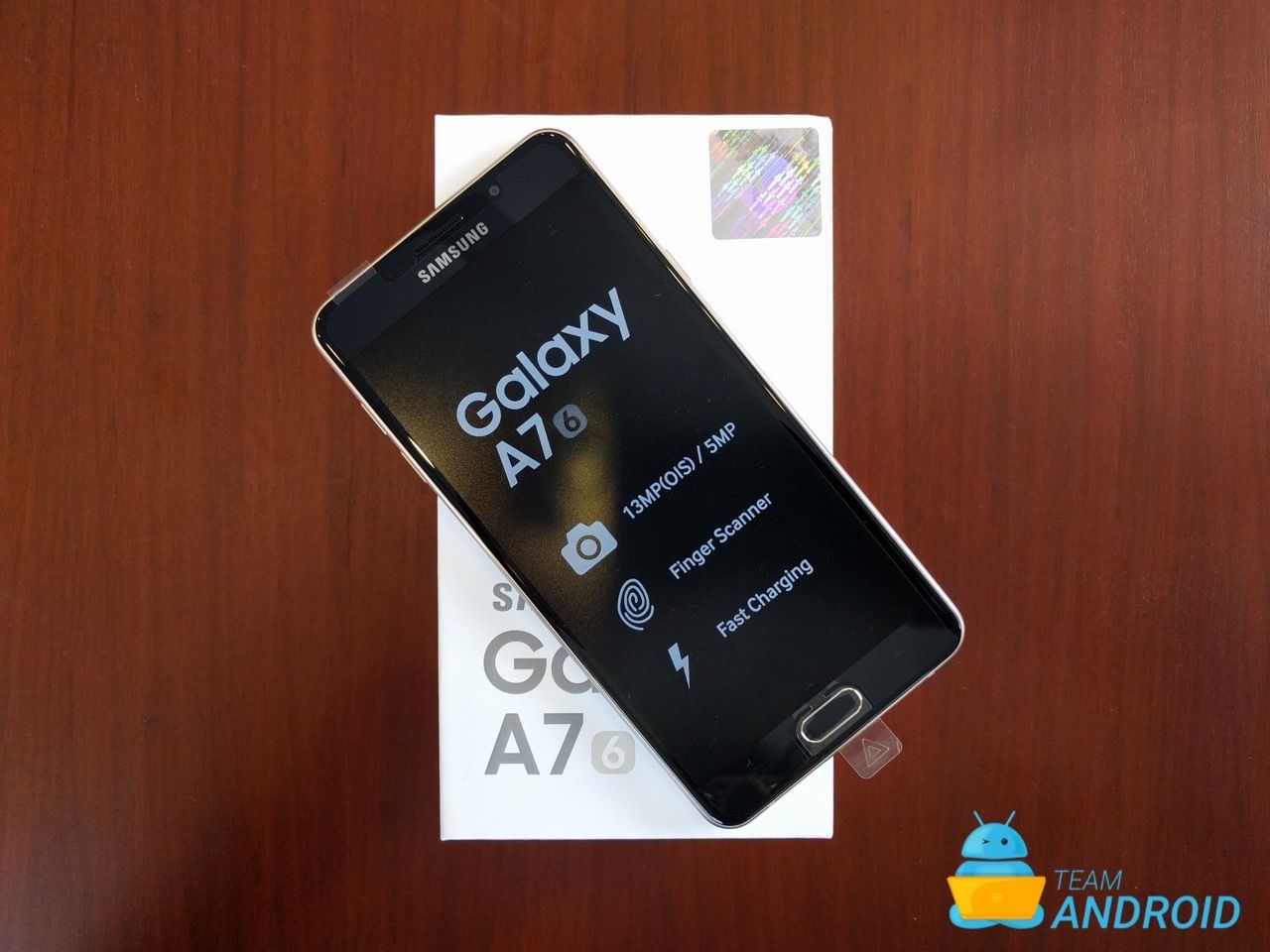 Galaxy-A7-2016