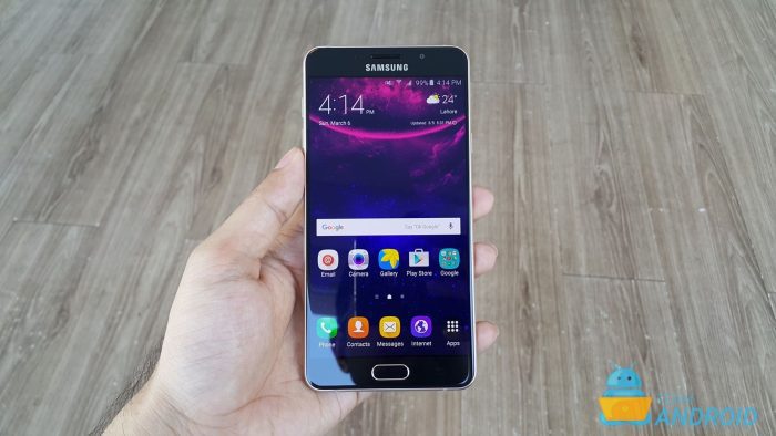 Samsung Galaxy A7 (2016) Review 6
