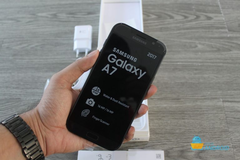 Samsung Galaxy A7 2017: Unboxing and First Impressions 6