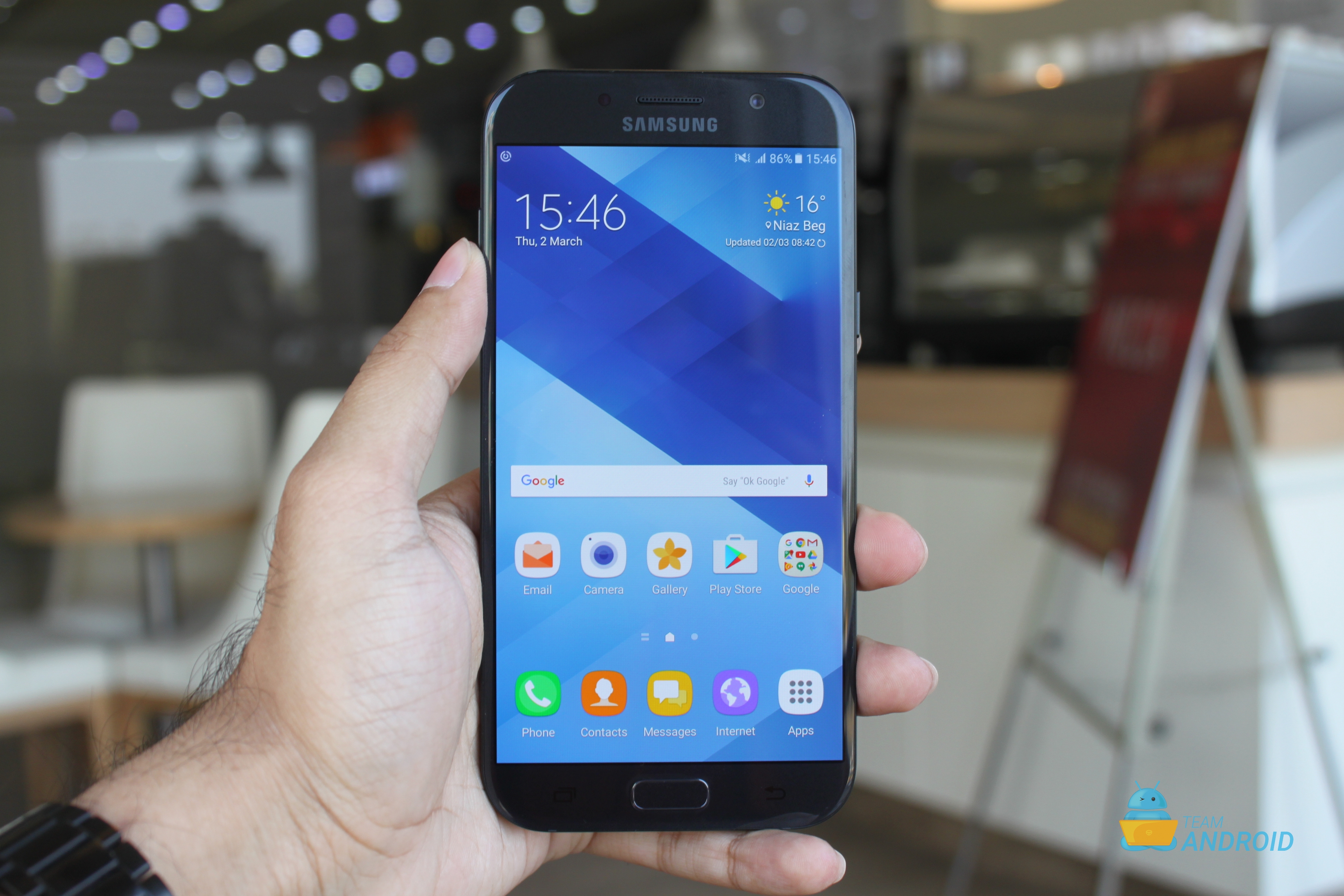 Samsung Galaxy A7 (2017) Review 2
