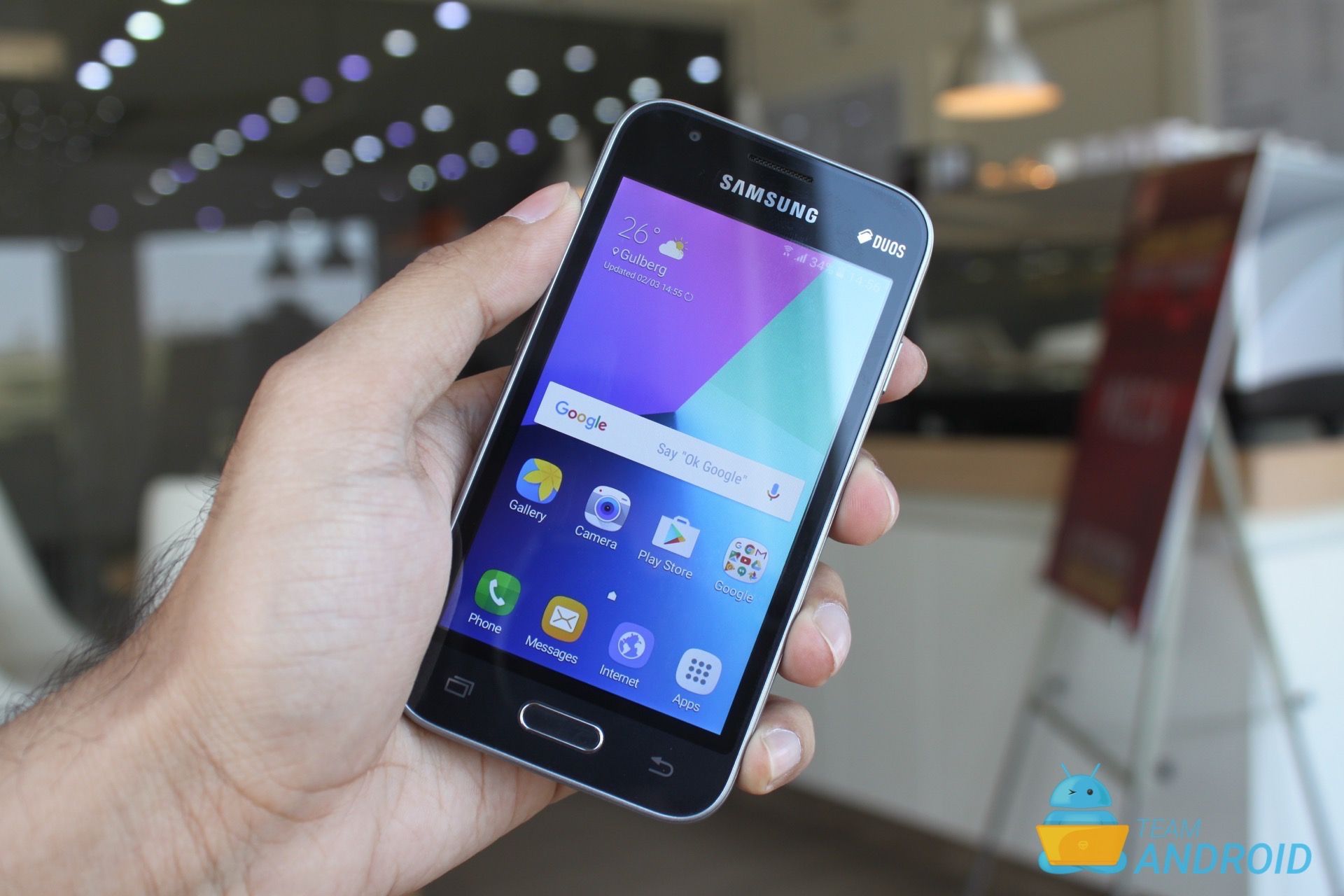 Samsung Galaxy J1 Mini Prime Review 12