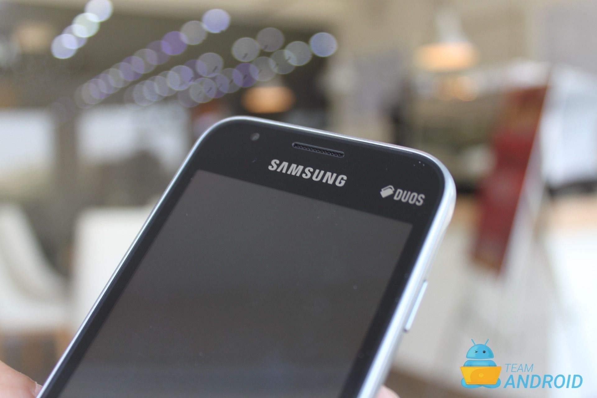 Samsung Galaxy J1 Mini Prime Review 11