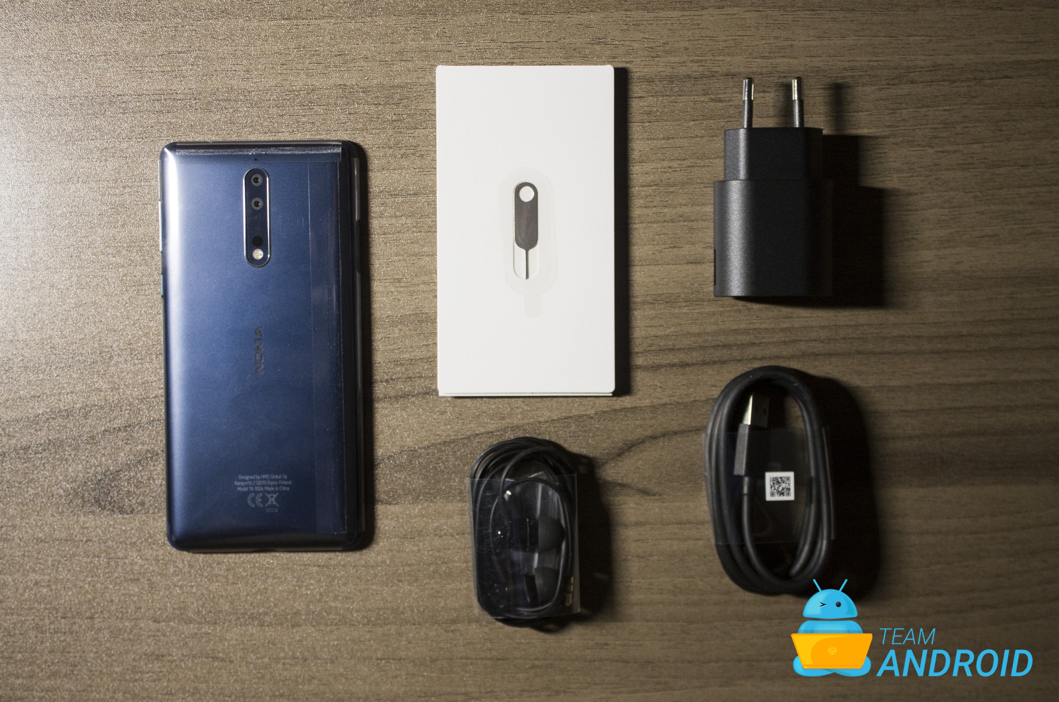 Nokia 8: Unboxing and First Impressions 2