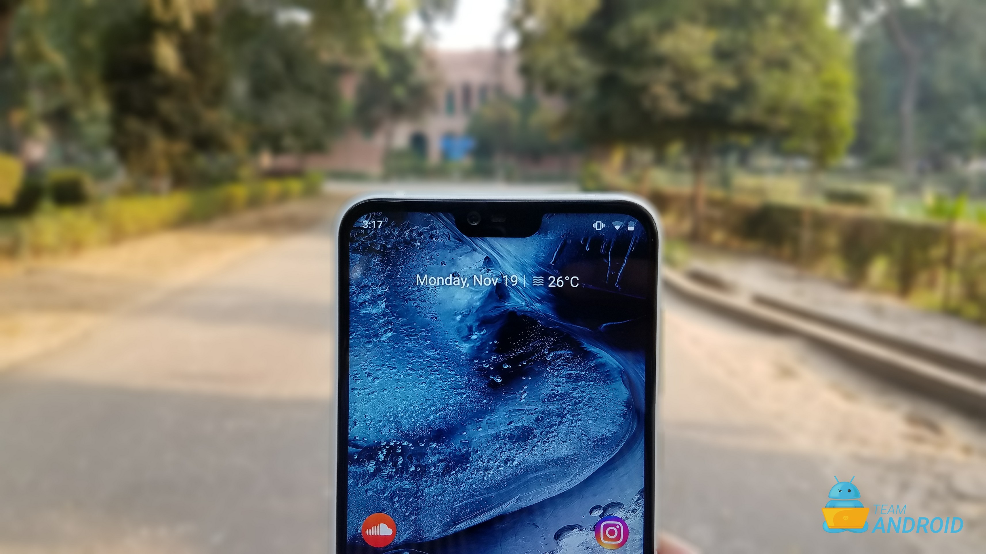 Nokia 6.1 Plus Review: Great Build Quality Meets Android One 25