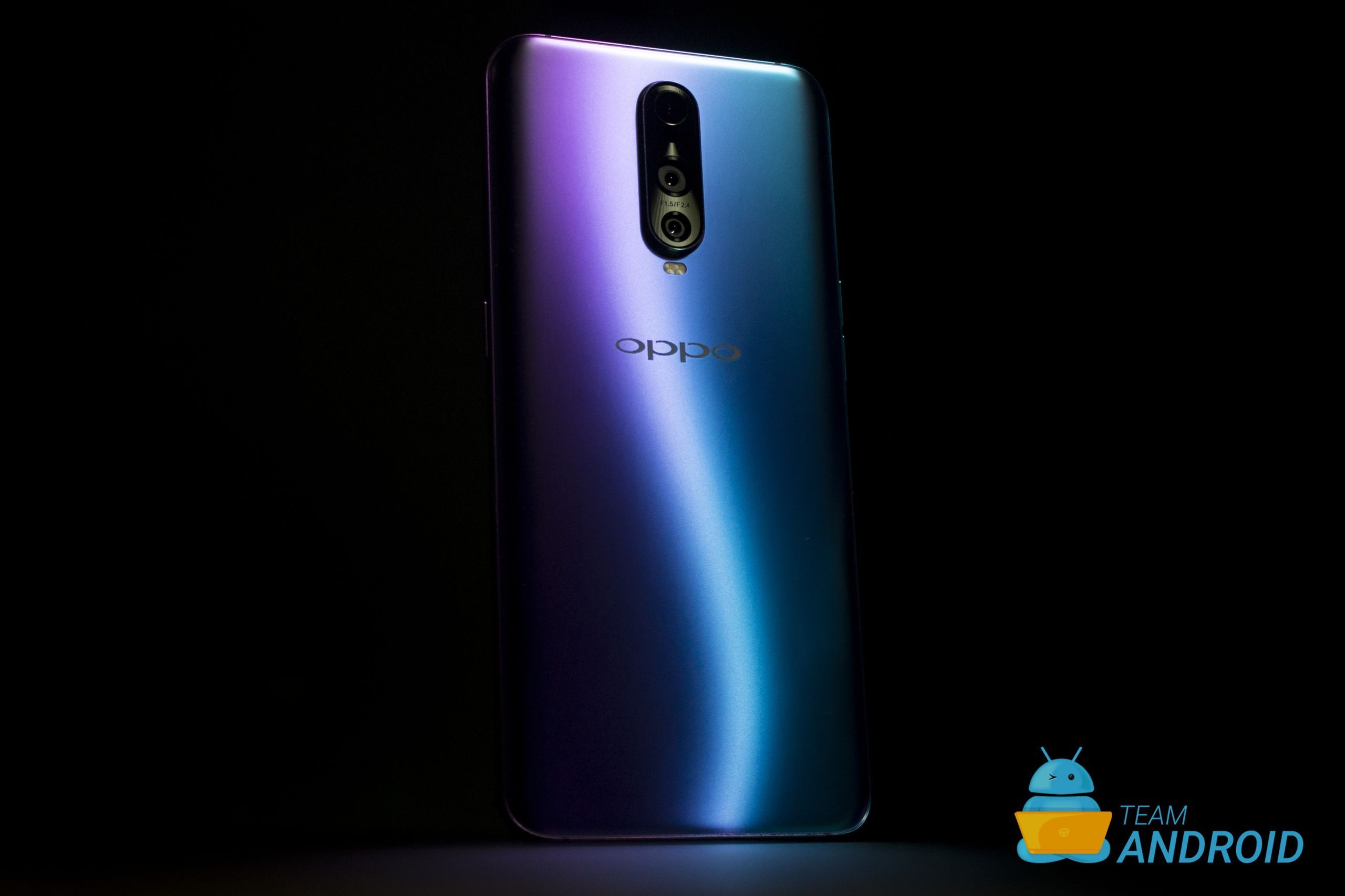 Oppo R17 Pro Review - Beautiful Design with Flagship Hardware 1