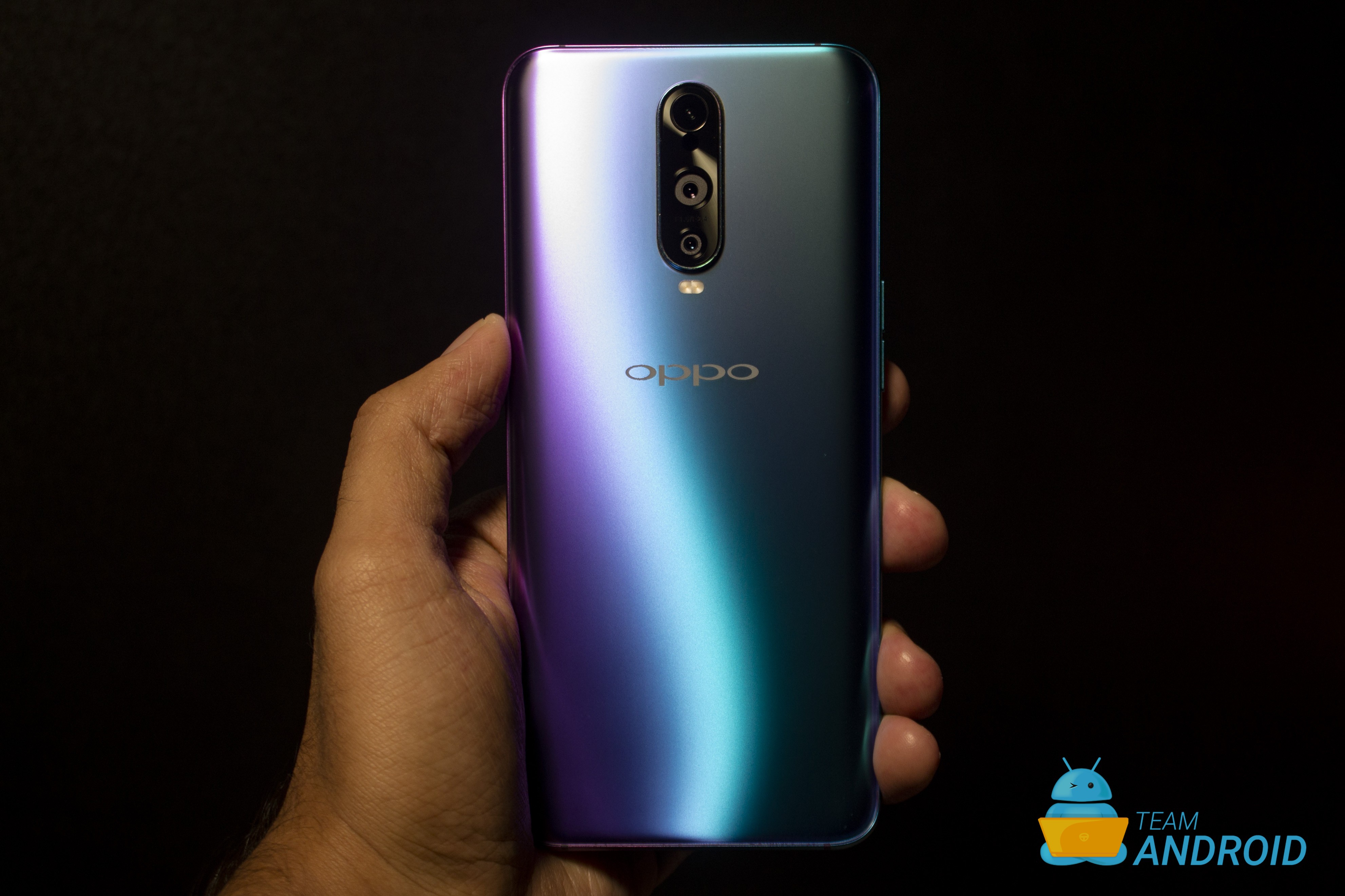 Oppo R17 Pro Review - Beautiful Design with Flagship Hardware 3
