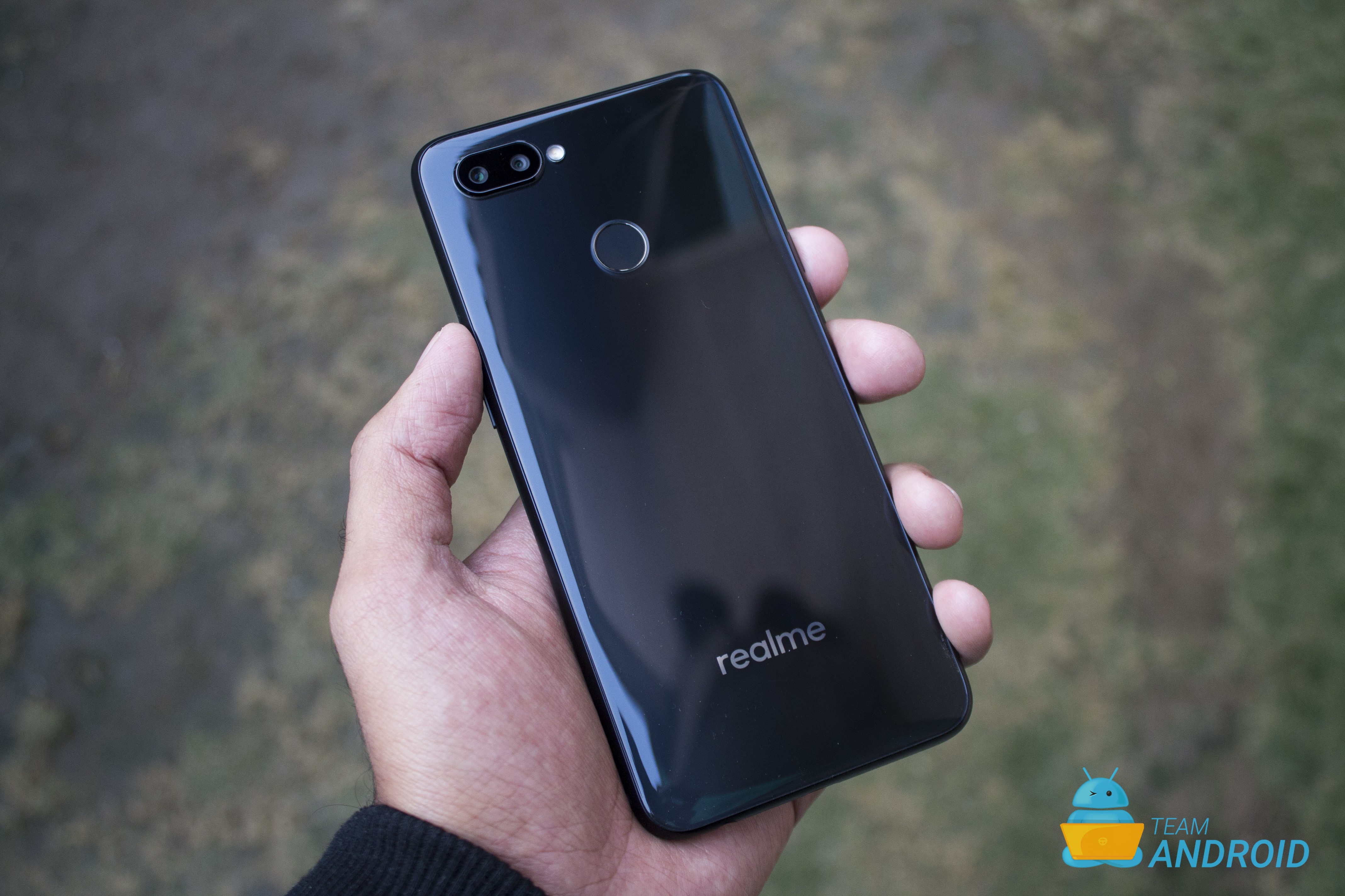 Realme 2 Pro Review: Redefining Budget Flagship Category 3