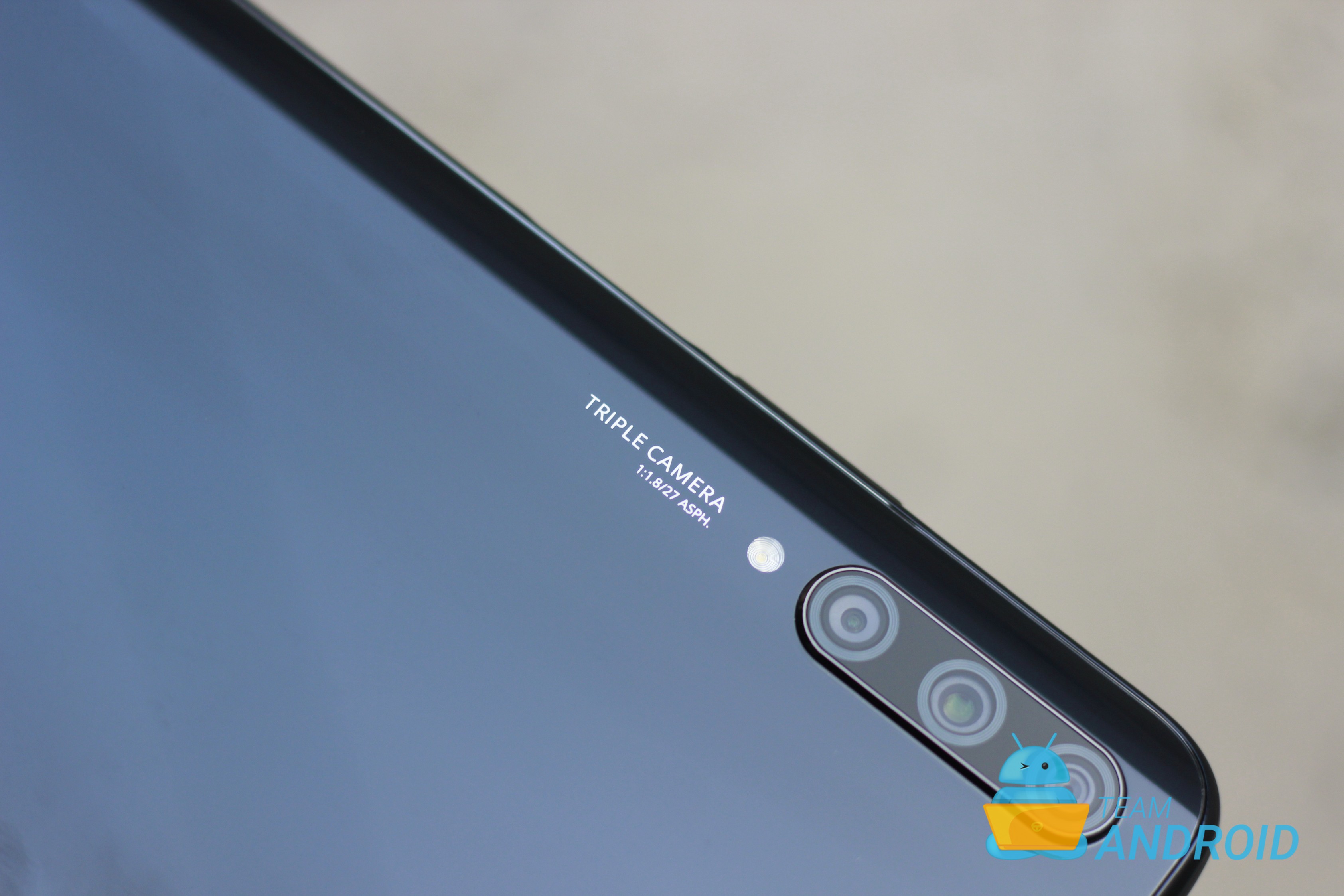 Huawei Y9s Review: Side-Mount Fingerprint Scanner Meets Pop-Up Camera 42